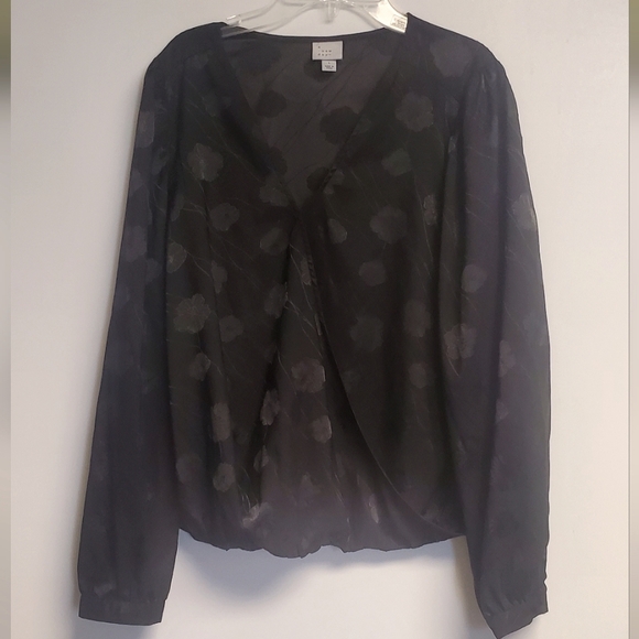  A NEW DAY | Black Floral Faux Wrap Blouse Sz. Large - Picture 2 of 9